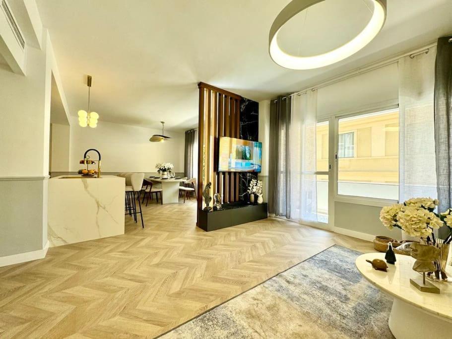 4Bd Central Soho Luxe Retreat Terrace 2Bh & Ac Málaga Kültér fotó